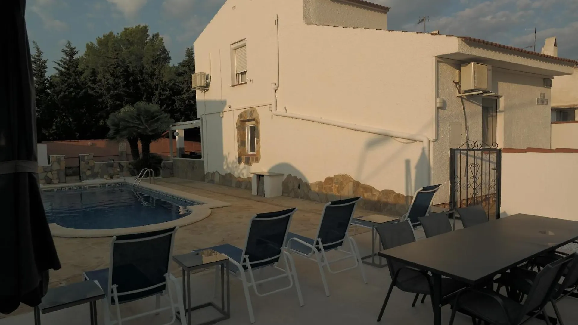 Casa Elisabeth Villa Les Tres Cales Spain